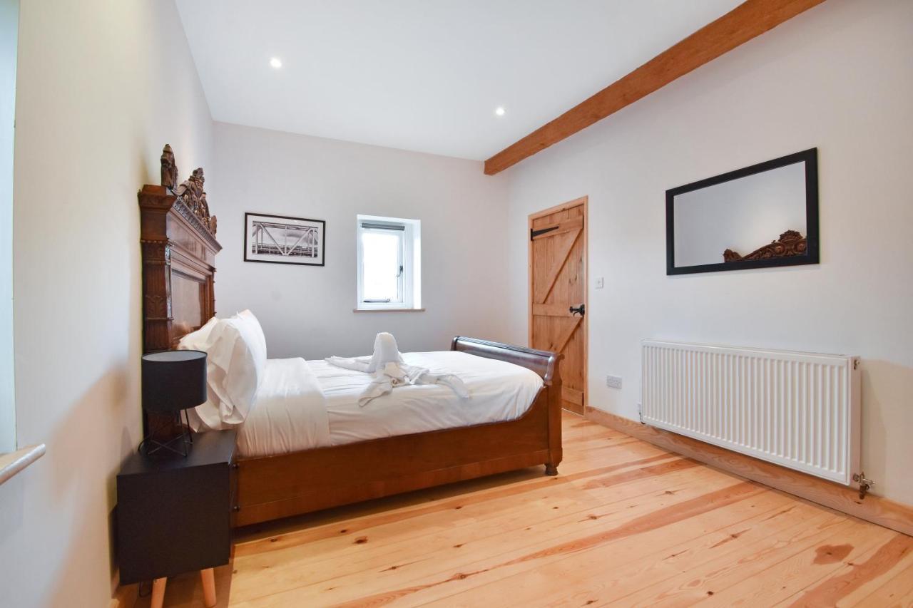 Holiday home 5 Bed Barn Conversion - With Private Hot Tub Birchington-on-Sea